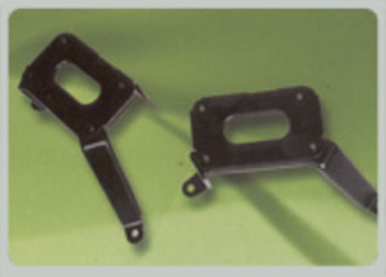 BJC212吉普車蓄電池支架總成