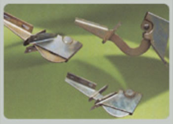 BJC213吉普車機蓋鉸鏈總成