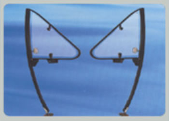 富城皮卡前門活動角窗