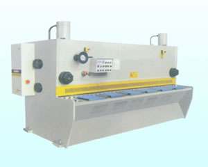 QC11Y-10×3200液壓閘式剪板機