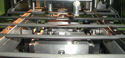 ݗU(q)(dng)Ķ๤λC(j)