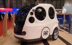 ׿՚(dng)܇AirPoda(chn)