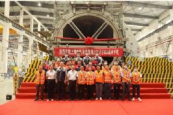 102ס󵶡¾҇ʽM뺣L늰׼~Ƭr